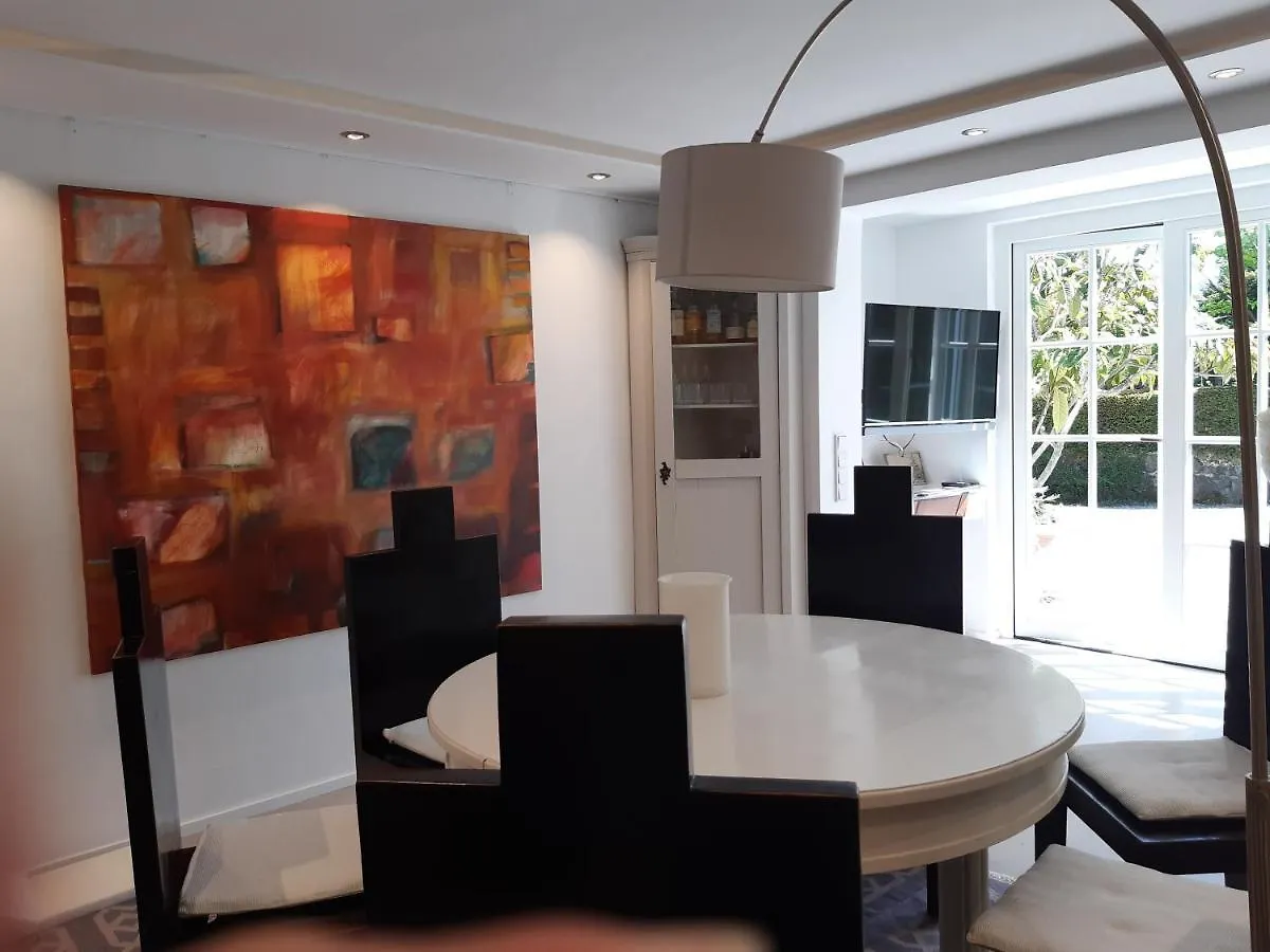 Am Eichholz Galerie & Art-Hotel Murnau am Staffelsee Hotel