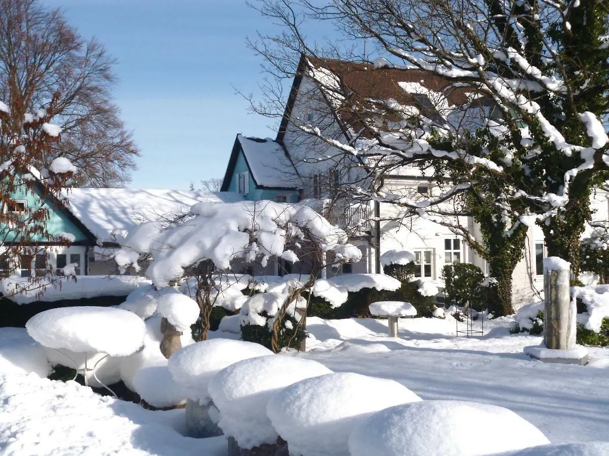 Am Eichholz Galerie & Art-Hotel Murnau am Staffelsee 3*,